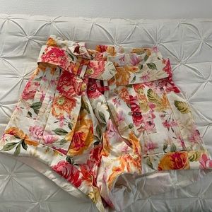 Peony Pleated Short